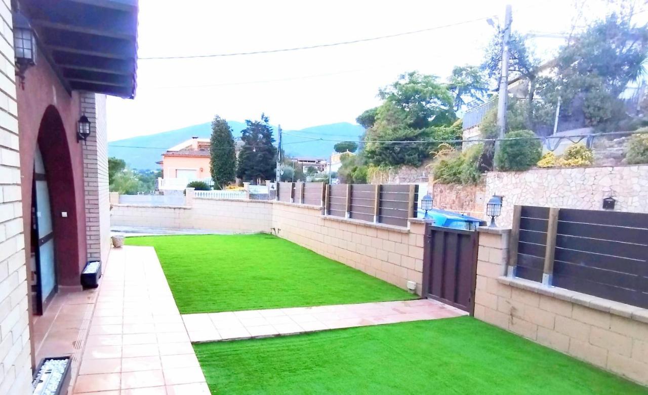 הוילה La Batlloria Casa Con Bonitas Vistas Para Disfrutar De La Tranquilidad מראה חיצוני תמונה